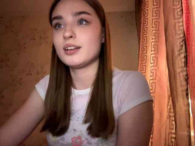 ChristiaPettet webcam