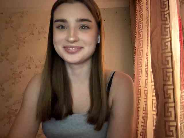 ChristiaPettet webcam