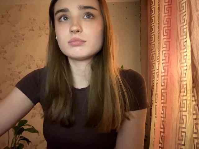 ChristiaPettet webcam