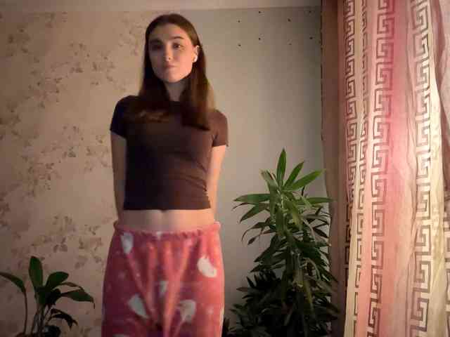 ChristiaPettet webcam