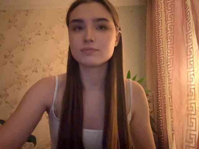 ChristiaPettet webcam