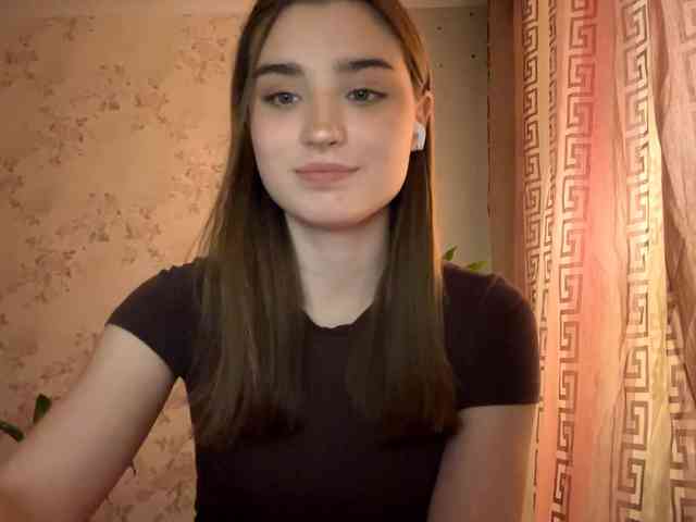 ChristiaPettet webcam