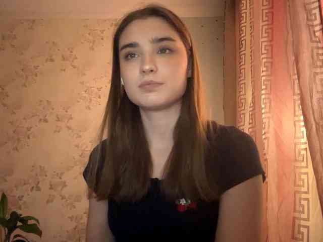 ChristiaPettet webcam