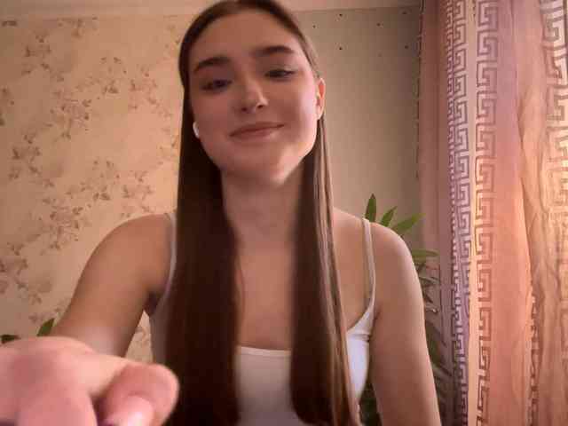 ChristiaPettet webcam