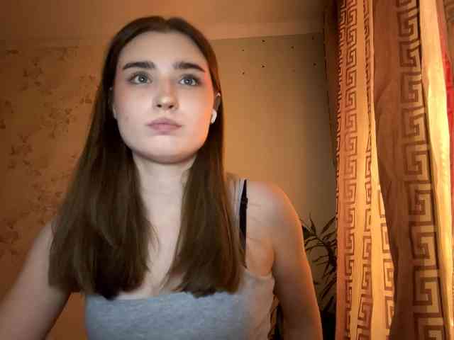 ChristiaPettet webcam