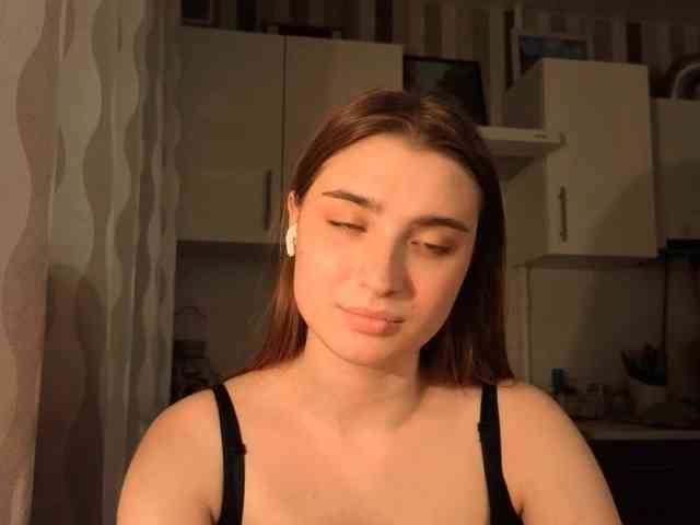 ChristiaPettet webcam