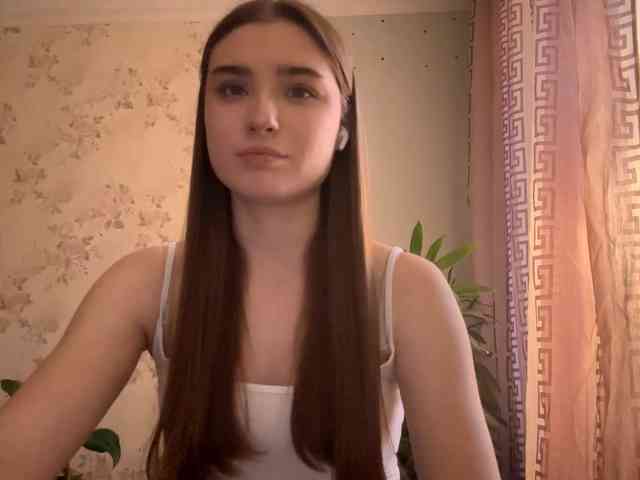 ChristiaPettet webcam