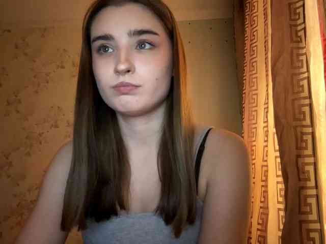 ChristiaPettet webcam