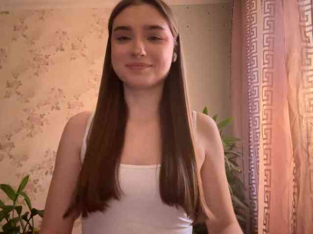 ChristiaPettet webcam