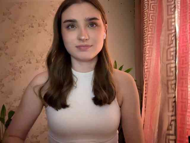 ChristiaPettet webcam