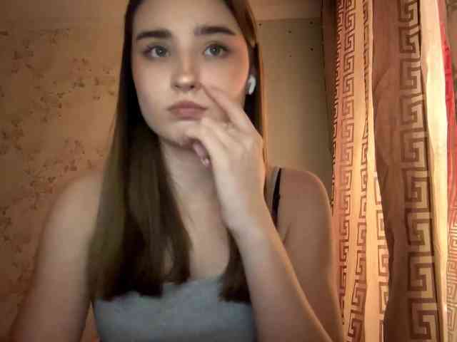 ChristiaPettet webcam