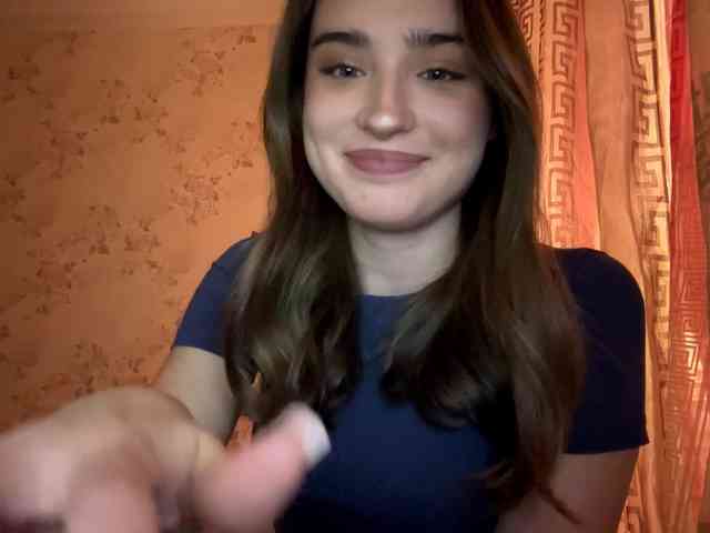 ChristiaPettet webcam