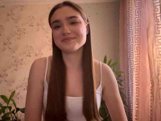 ChristiaPettet webcam