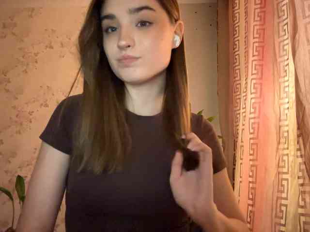 ChristiaPettet webcam