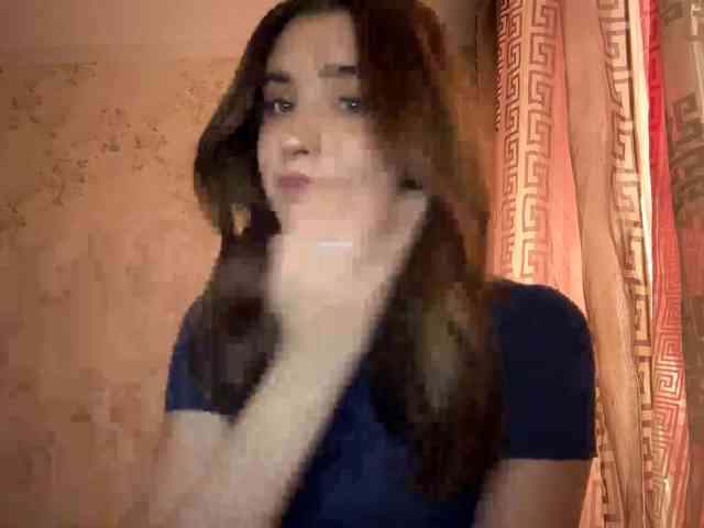 ChristiaPettet webcam