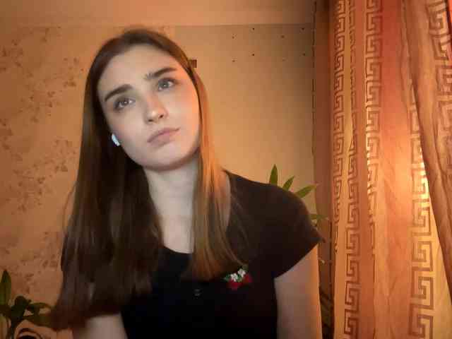 ChristiaPettet webcam