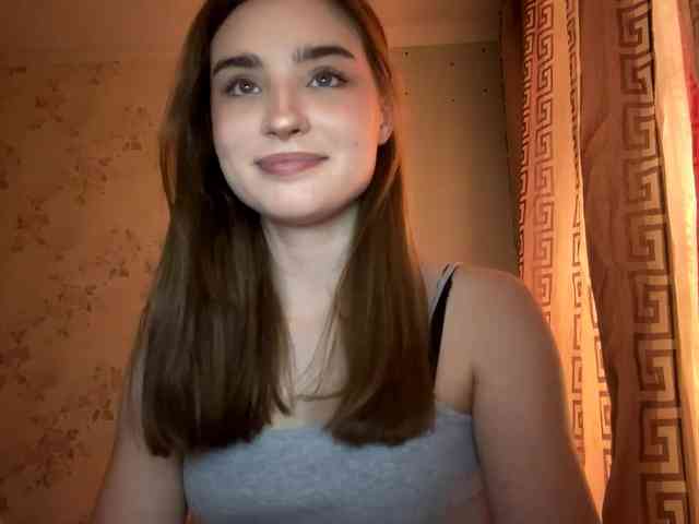 ChristiaPettet webcam