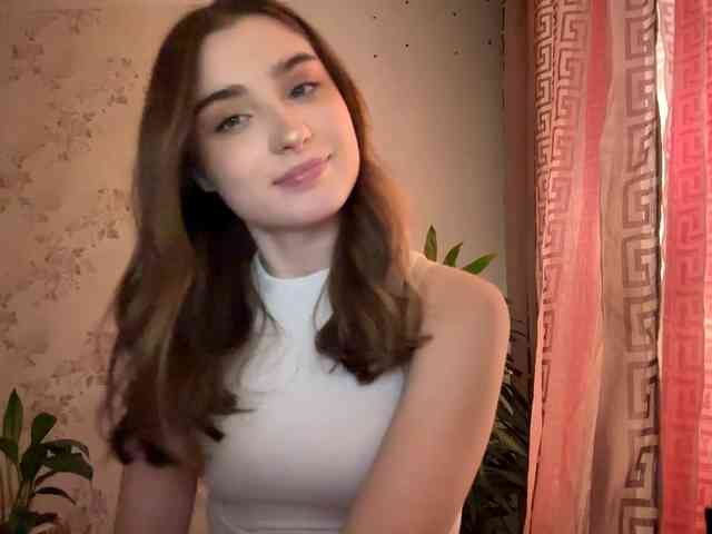 ChristiaPettet webcam