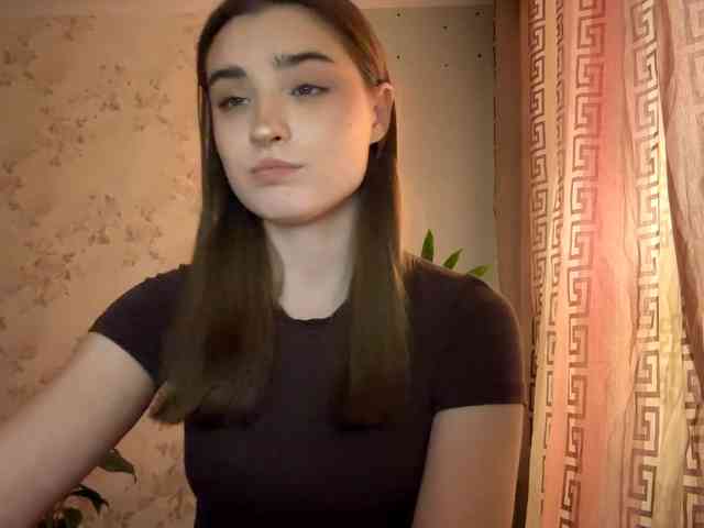 ChristiaPettet webcam