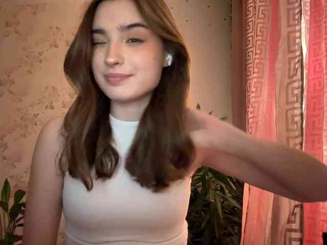 ChristiaPettet webcam