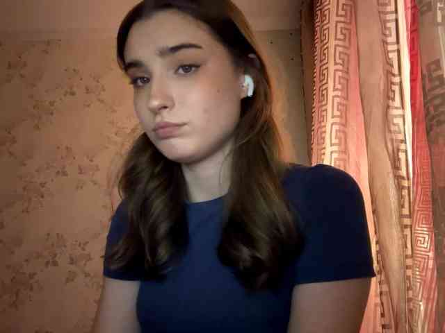 ChristiaPettet webcam