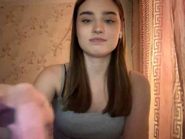 ChristiaPettet webcam