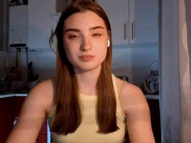 ChristiaPettet webcam