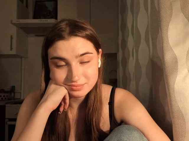 ChristiaPettet webcam