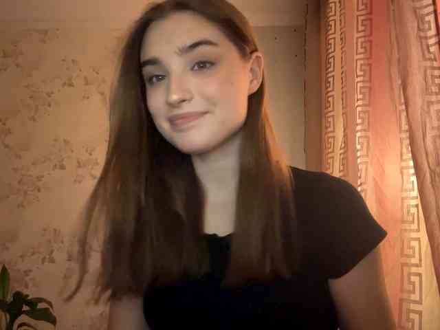 ChristiaPettet webcam