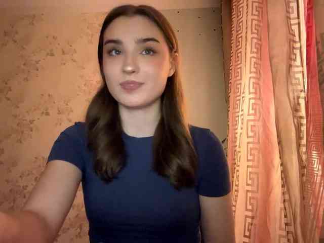 ChristiaPettet webcam