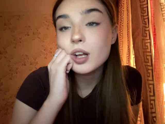 ChristiaPettet webcam