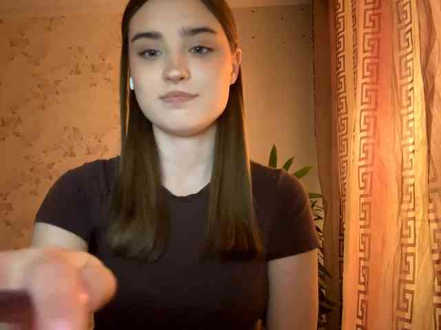 ChristiaPettet webcam