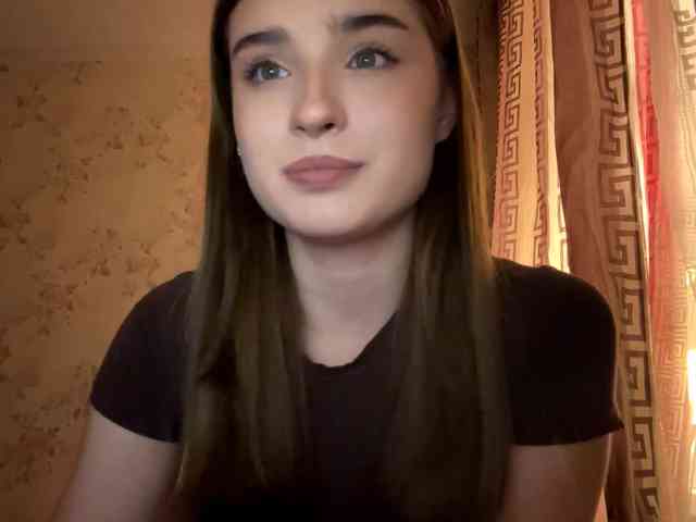 ChristiaPettet webcam