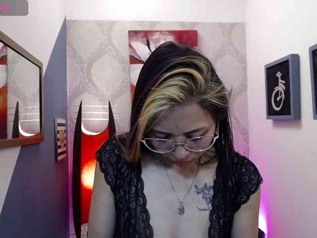 Liaaa-Seraaph webcam