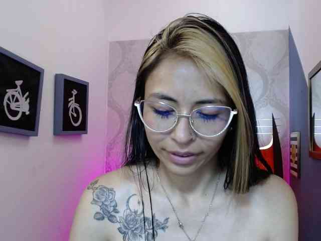 Liaaa-Seraaph webcam