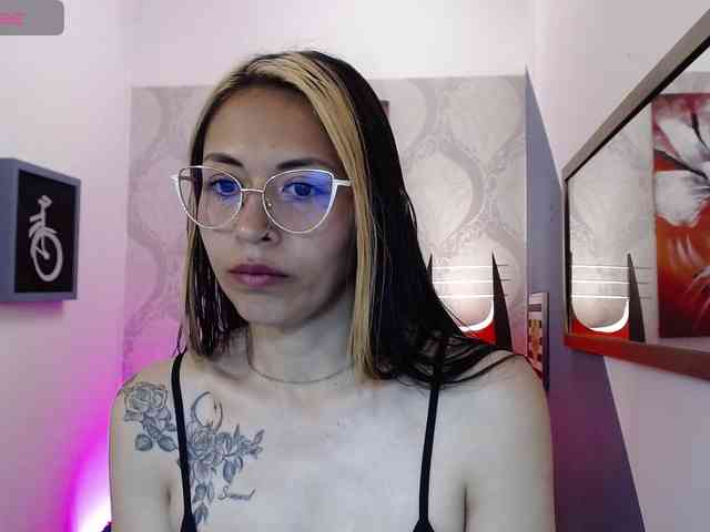 Liaaa-Seraaph webcam