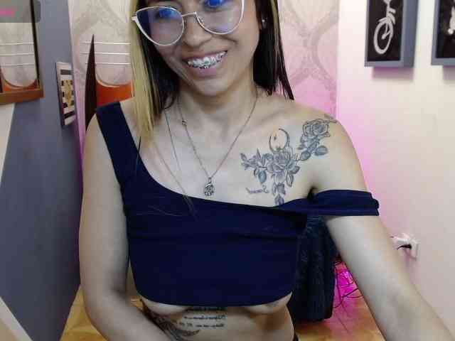 Liaaa-Seraaph webcam