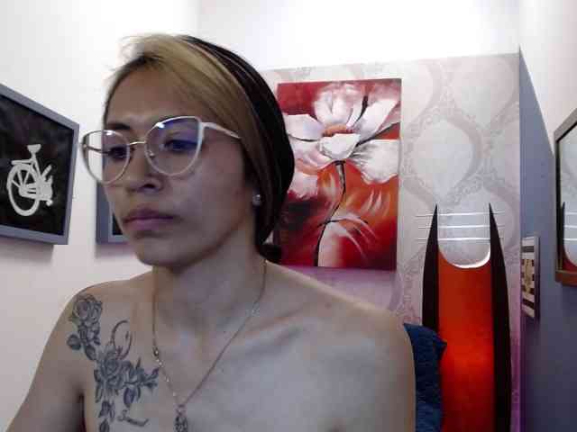 Liaaa-Seraaph webcam