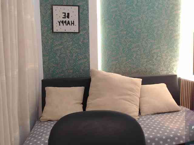 Liaaa-Seraaph webcam