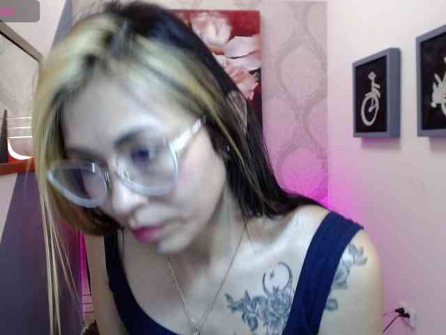 Liaaa-Seraaph webcam