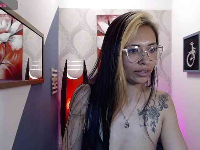 Liaaa-Seraaph webcam