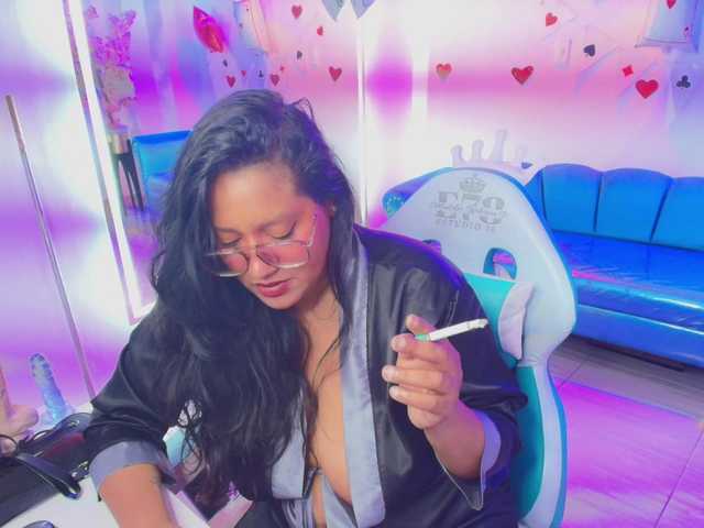 Alondra-gomex's BongaCams show and profile