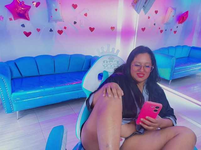 Alondra-gomex's BongaCams show and profile