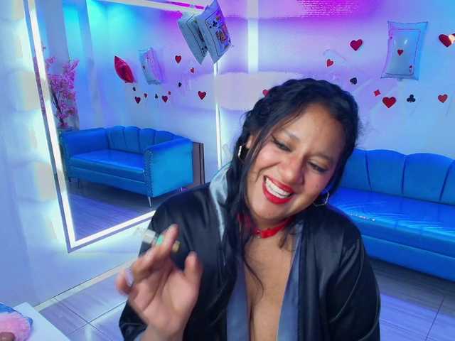 Alondra-gomex's BongaCams show and profile