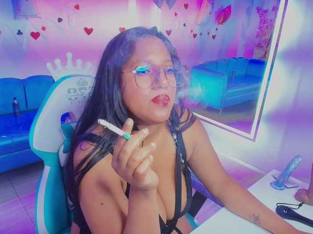 Alondra-gomex's BongaCams show and profile