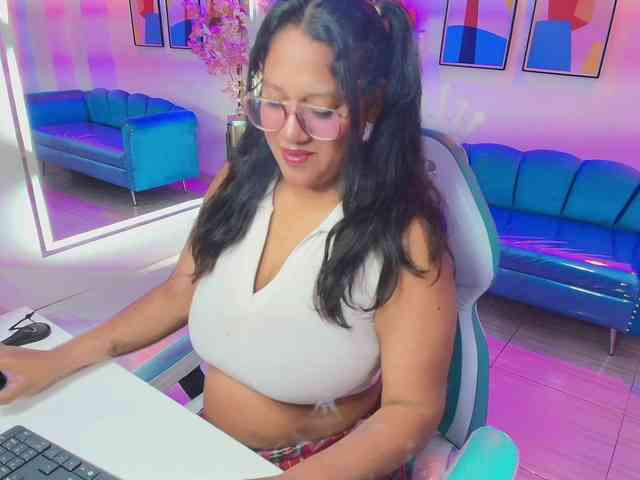 Alondra-gomex webcam