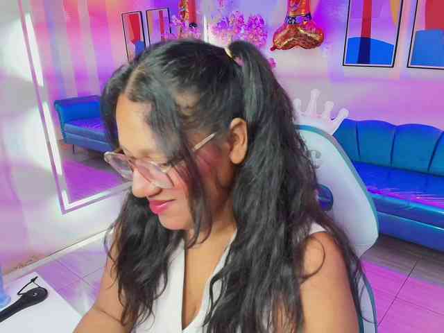 Alondra-gomex webcam