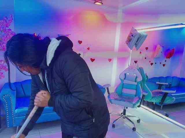 Alondra-gomex webcam