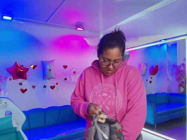 Alondra-gomex webcam