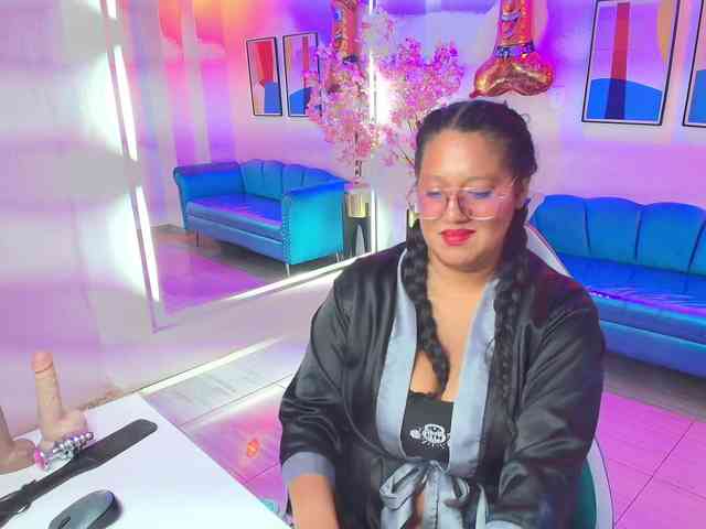 Alondra-gomex webcam